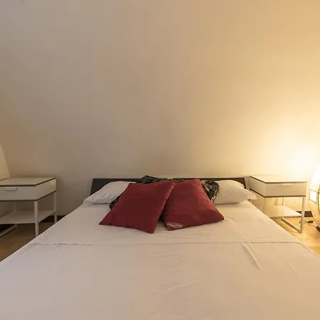 Dietro Tresca 3 Apartment Bari